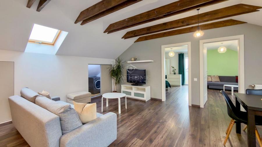 Apartament cu 3 camere semidecomandat, mobilat în Borhanci