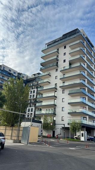 Apartament cu 3 camere decomandat în Sebastian