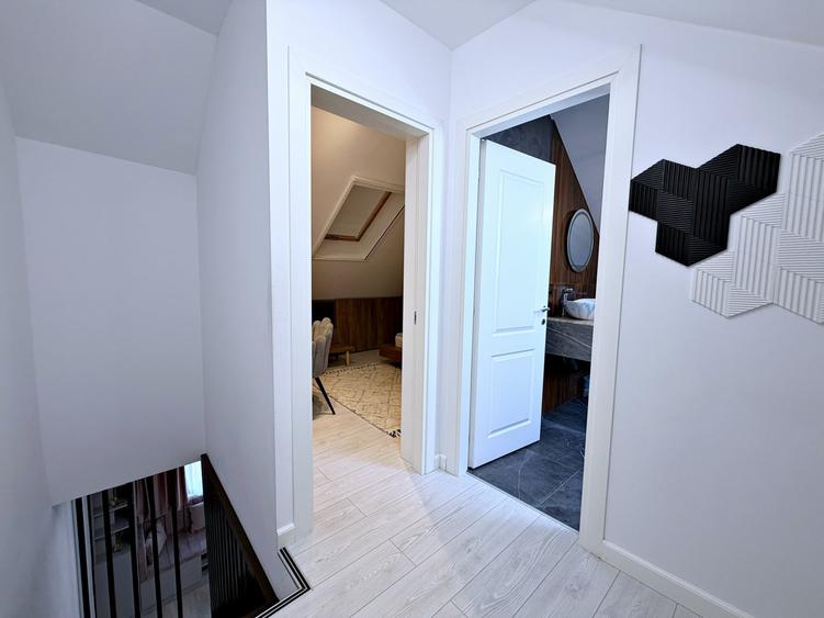 Apartament cu 3 camere decomandat, mobilat în 13 Septembrie