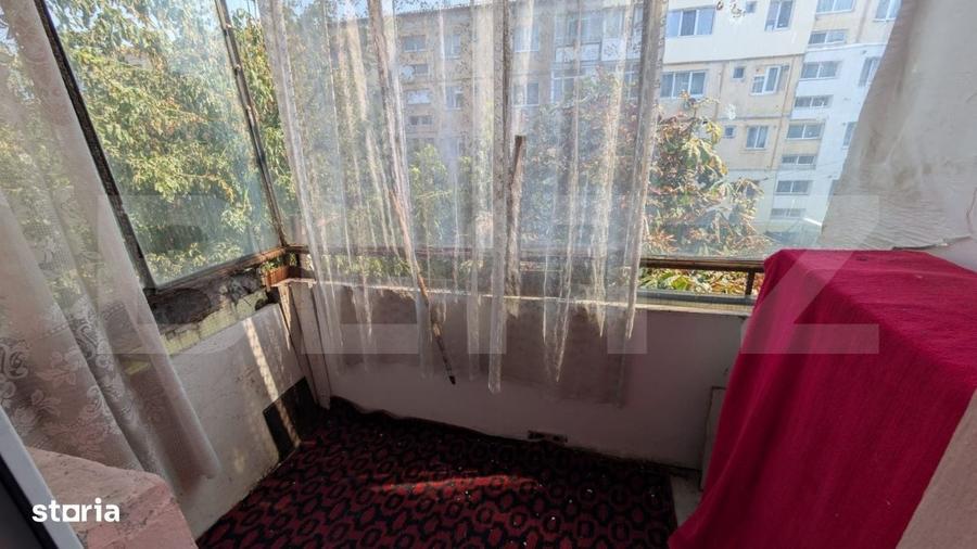 Apartament cu 2 camere semidecomandat în Micro 4