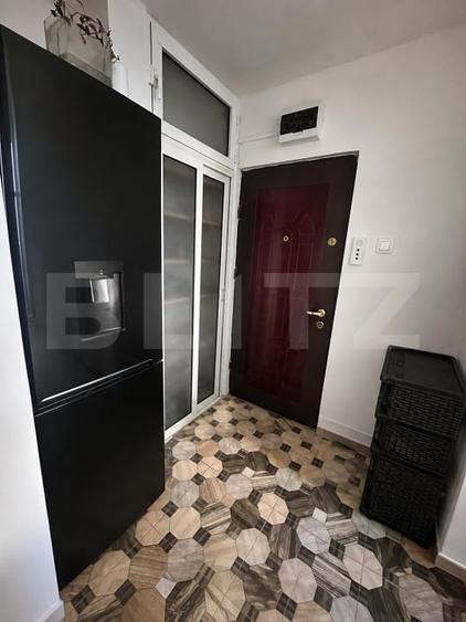 Apartament cu 2 camere, 35 mp, parcare, zona Micro 3 - 2