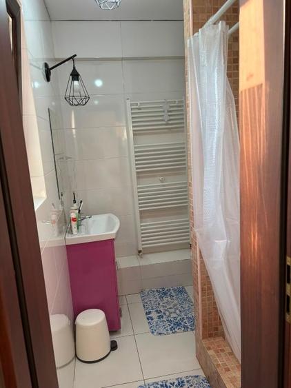Casă individuală cu 5 camere cu Canalizare în Clinceni