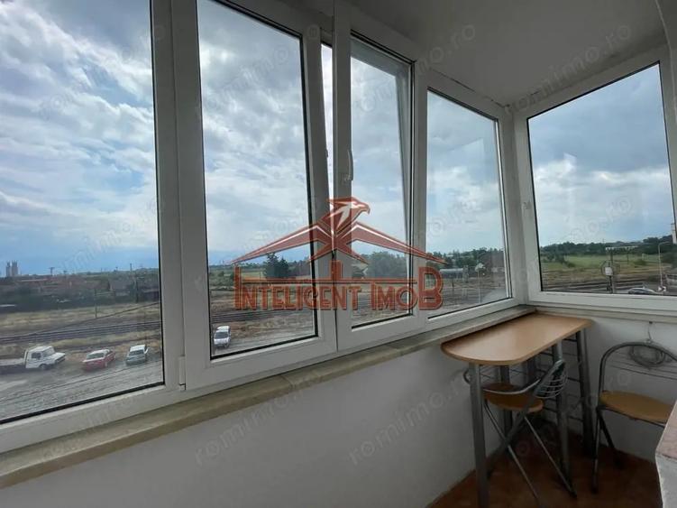 Apartament cu 4 camere semidecomandat în Central