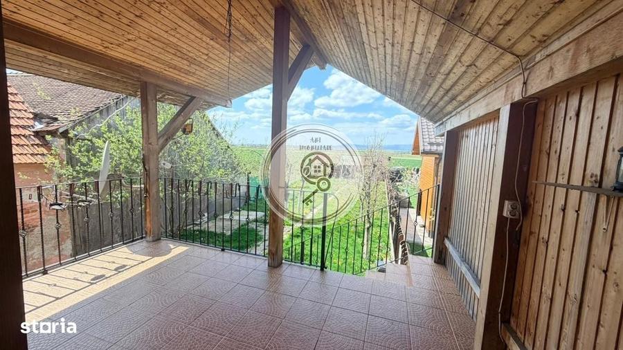 Casă cu 4 camere cu Teren 562 Mp în Hălchiu