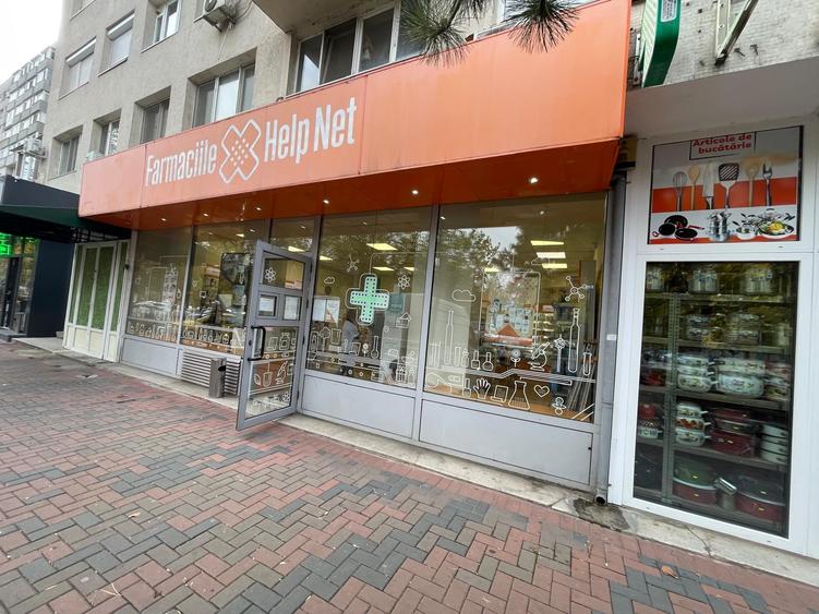 Spațiu comercial, de 258 mp, în Titan