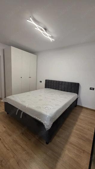 Apartament cu 2 camere semidecomandat în Florești