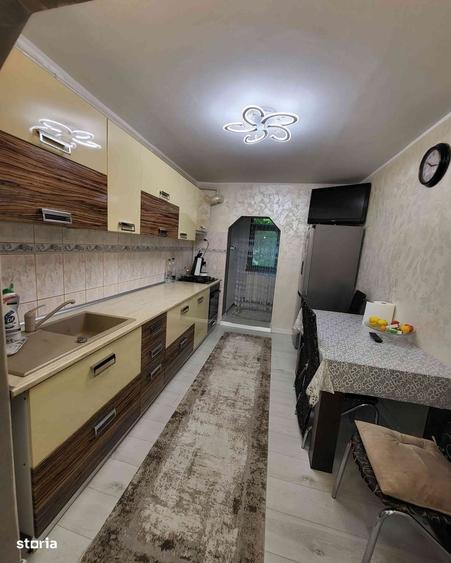Apartament cu 3 camere decomandat în Barna