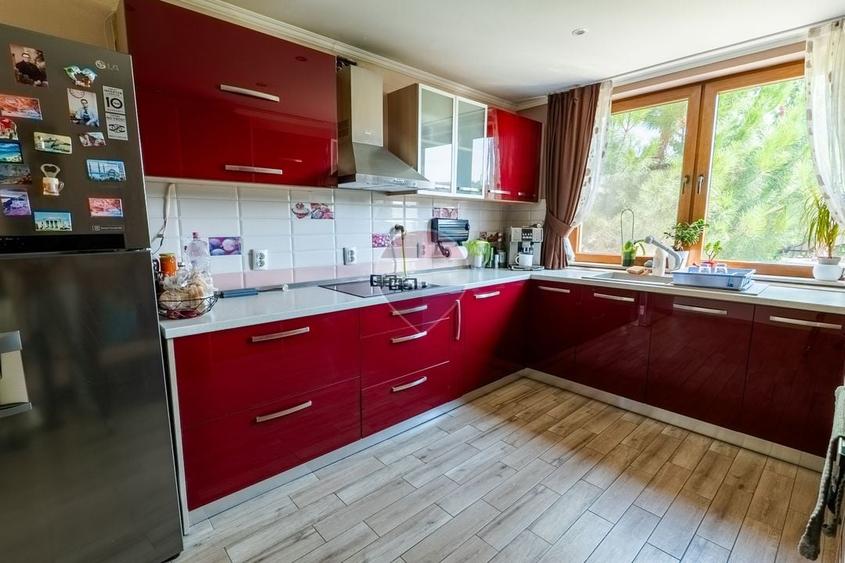 Casă individuală cu 4 camere cu Teren 584 Mp în Sântandrei