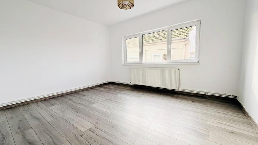 Apartament 2 camere, decomandat, parter, 56mp zona Dorobantilor - 1