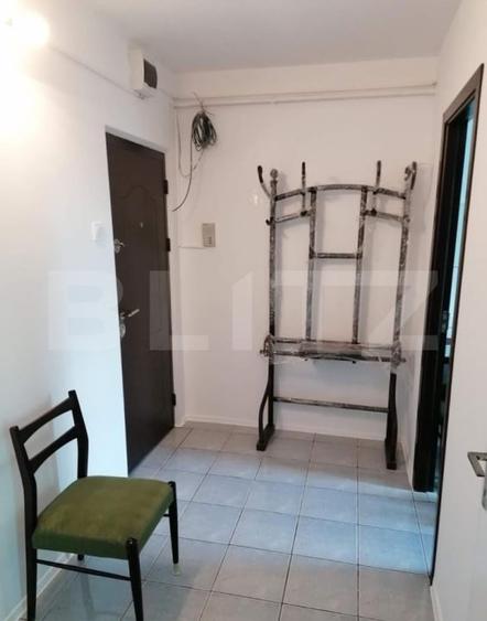 Apartament cu 2 camere decomandat, mobilat în Podul de Piatră