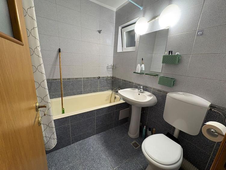 GARSONIERA- TINERETULUI, MOBILAT/UTILAT MODERN, METROU 13 MIN - 8