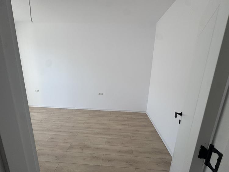 Apartament cu 2 camere decomandat în Giroc