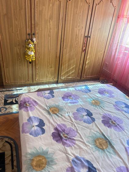 Apartament cu 3 camere decomandat în Faleza Nord