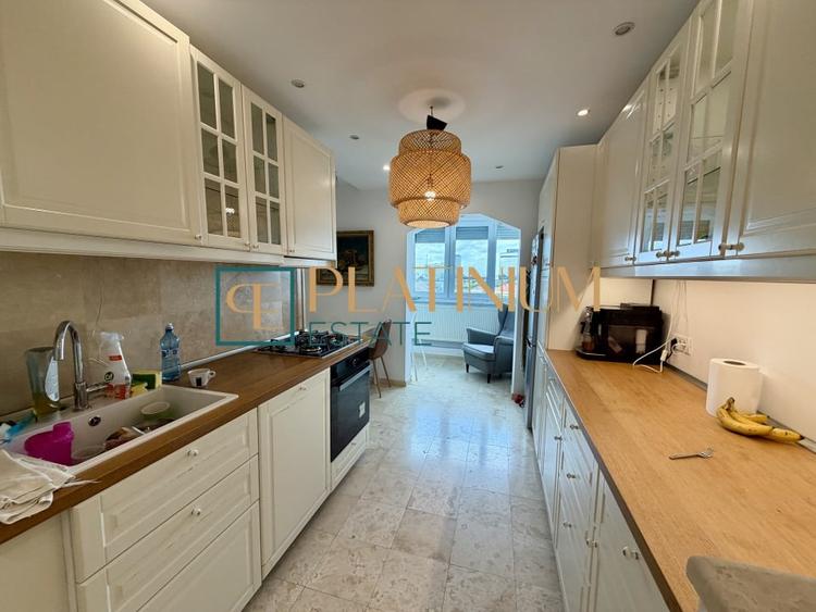 Apartament cu 3 camere semidecomandat în Take Ionescu
