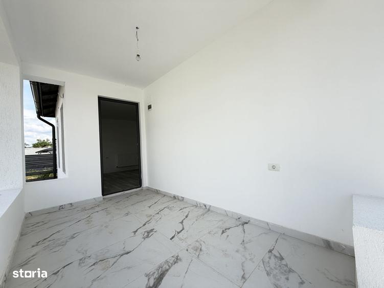 Casă cu 3 camere în Central
