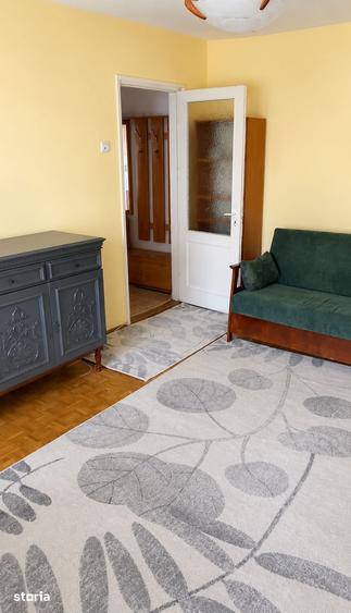 Apartament cu 2 camere decomandat în Astra