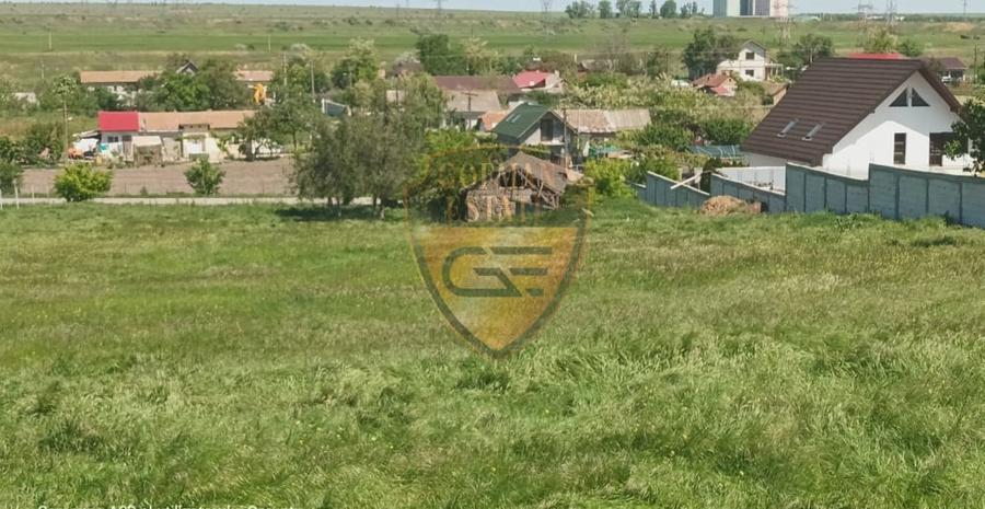 Teren Construcții intravilan de 5550 mp, în Poarta Albă