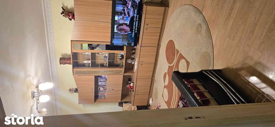 Apartament cu 3 camere decomandat în Militari