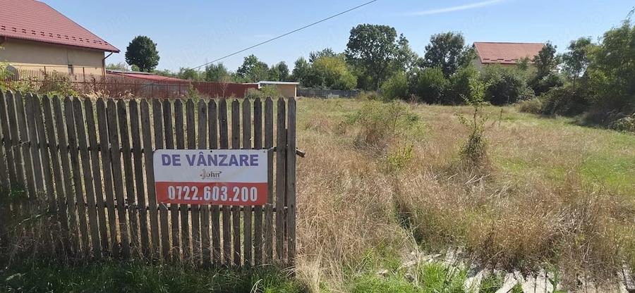 Vand doua loturi teren intravialn, Mosoaia, Hintesti, in suprafata de 800 si 1600 mp cu utilitati - 9