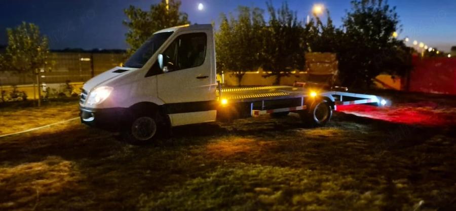 Casă cu 6 camere cu Teren 1600 Mp în Isvarna