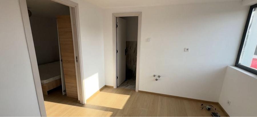 Casă cu 3 camere în Cotu