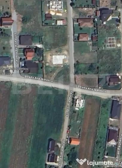 Teren de 500 mp, în Partoș