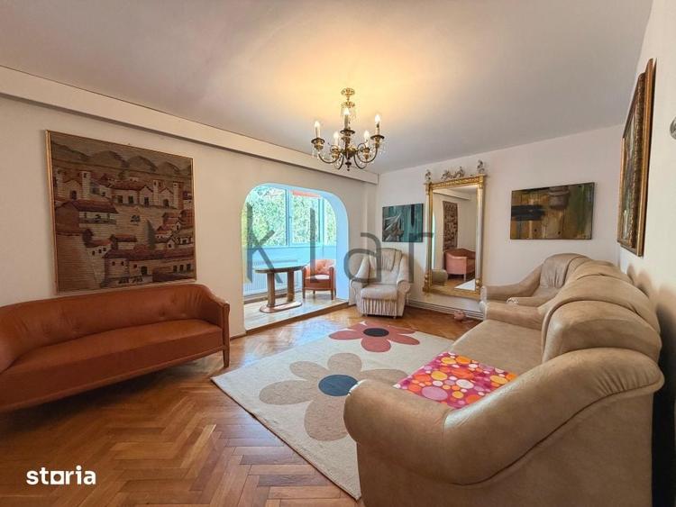 Apartament cu 3 camere decomandat în Zorilor