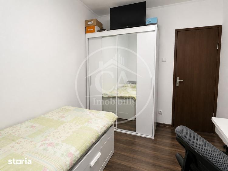 Apartament cu 3 camere semidecomandat în Rogerius