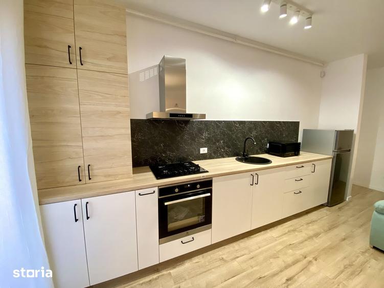 Apartament cu 2 camere decomandat în 6 Vânători
