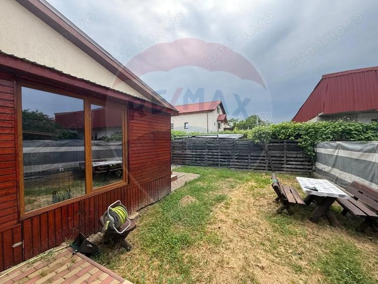 Casa de vacanta de vanzare in Eforie Nord 20 min pana la mare - 9