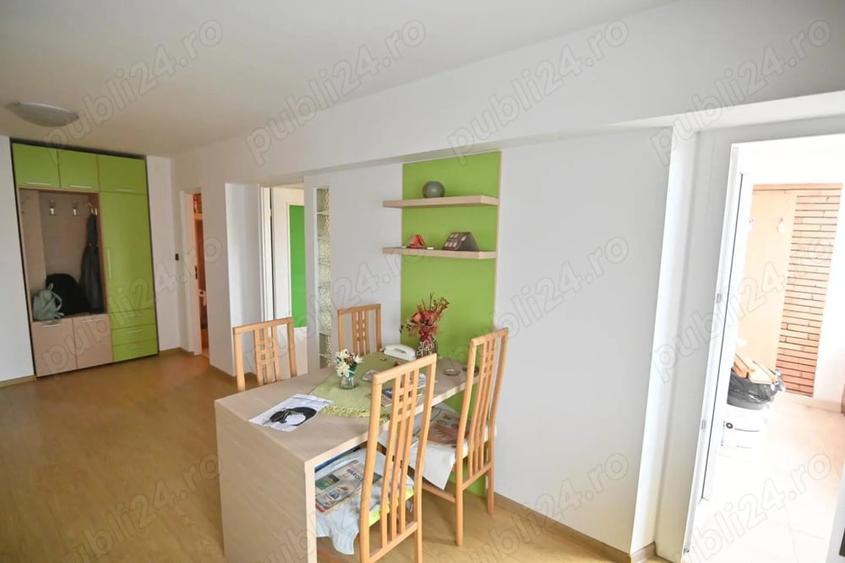 Apartament cu 2 camere decomandat în Central