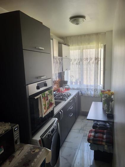 Apartament cu 2 camere semidecomandat în Exterior Vest