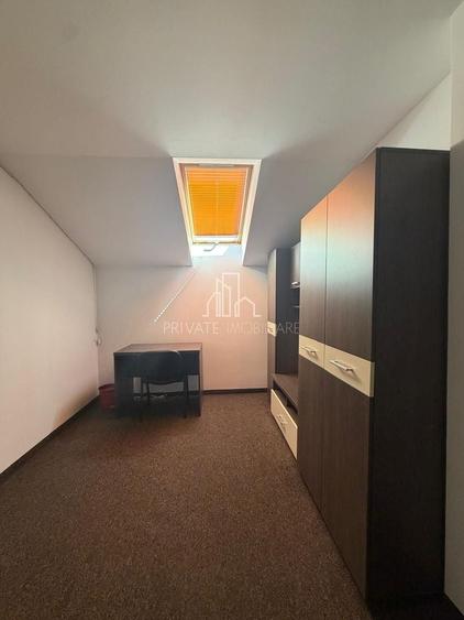 Apartament cu 5 camere decomandat în 7 Noiembrie