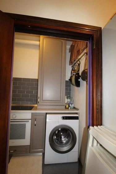 Apartament cu 3 camere circular, mobilat în Capitale