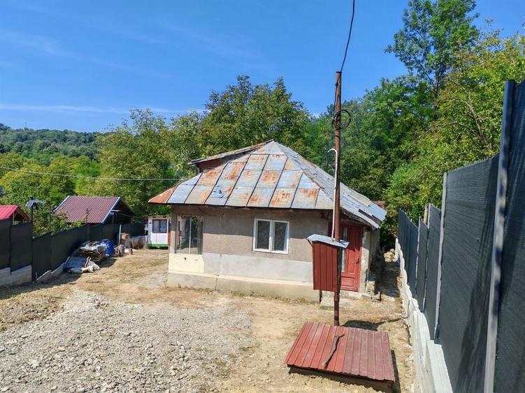 Teren cu casa demolabila de vanzare - 5