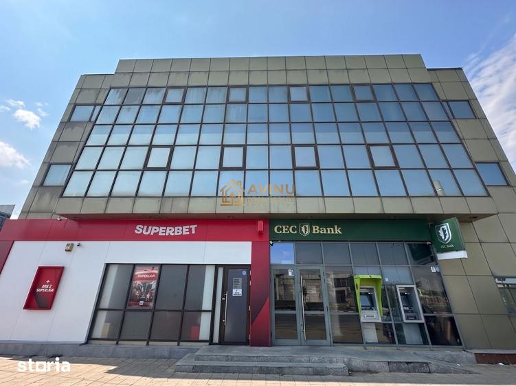 Spațiu comercial, de 700 mp, în Central