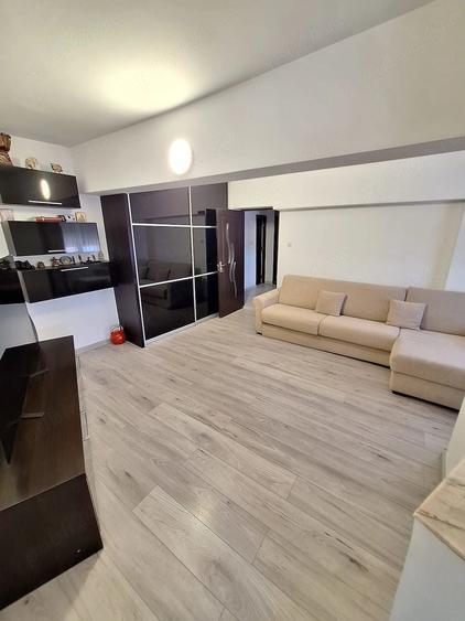 Garsonieră decomandată în Micro 14