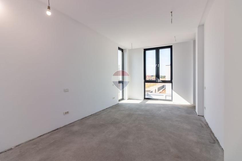 Casă individuală cu 5 camere cu Teren 450 Mp în Brănești