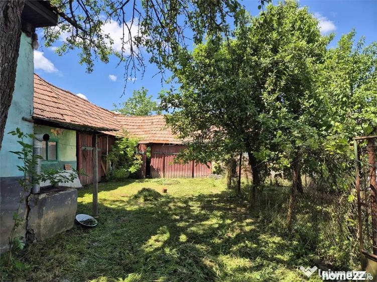Casă cu 2 camere cu Teren 2112 Mp în Sângătin
