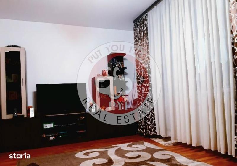 Apartament cu 4 camere decomandat în Rahova