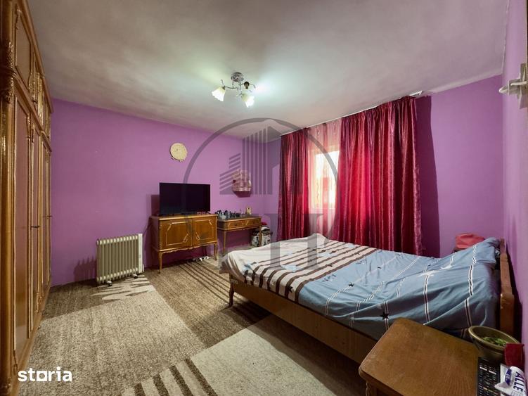 Casă cu 4 camere cu Teren 1054 Mp în Corbu