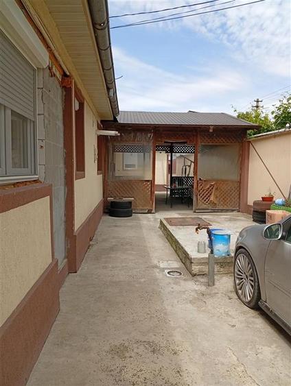 Casă cu 4 camere cu Teren 273 Mp în Chercea