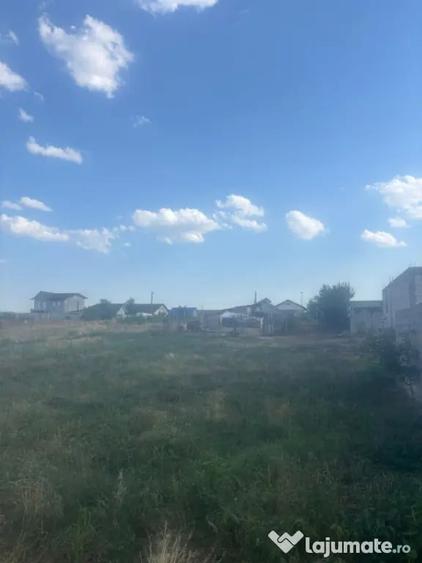 Teren de 500 mp, în Malu Mare
