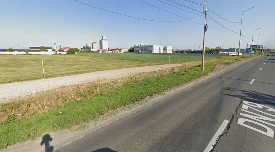 Casă cu Teren 68100 Mp în Gepiu