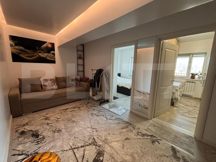 Apartament cu 2 camere semidecomandat, mobilat în Tătărași — fotografia 2