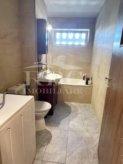 Apartament cu 4 camere decomandat în Mănăștur