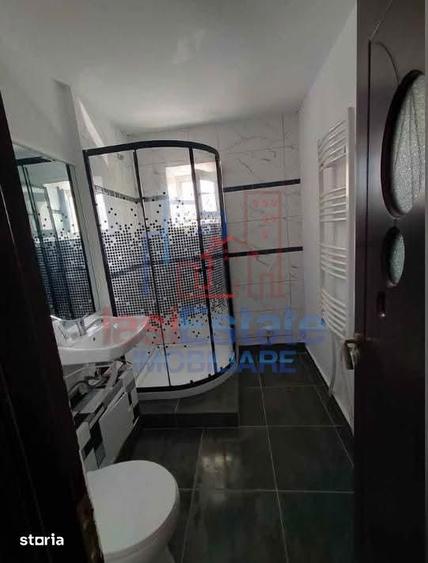 Apartament cu 3 camere în Nicolina