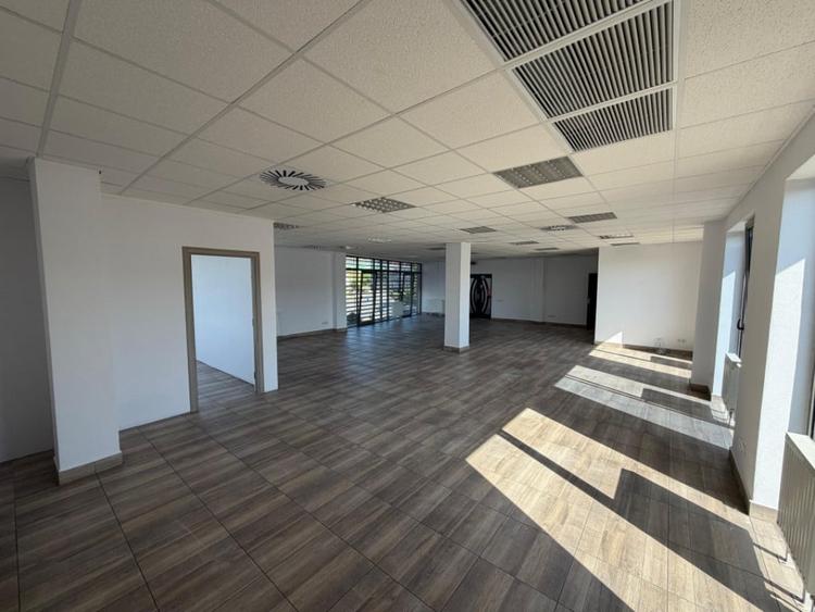 Spațiu comercial, de 130 mp, în Zorilor