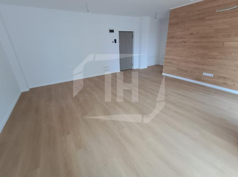 Apartament cu 2 camere semidecomandat, mobilat în Iris