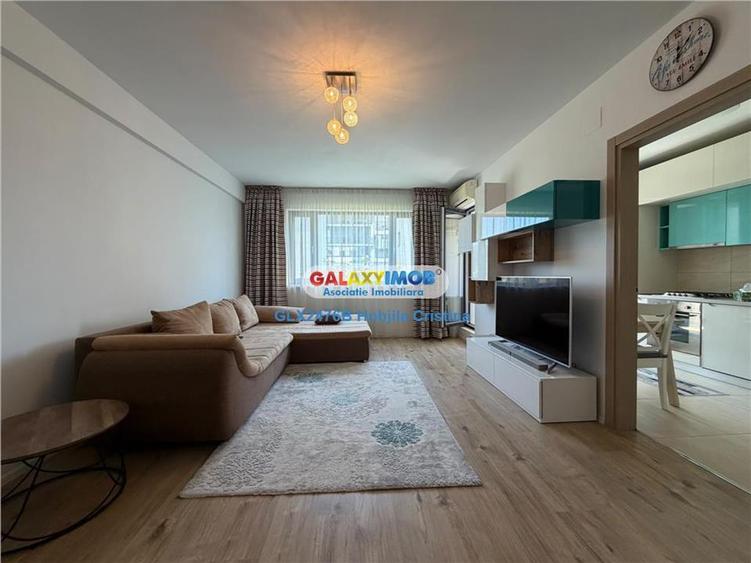 Apartament cu 3 camere semidecomandat, mobilat în Băneasa